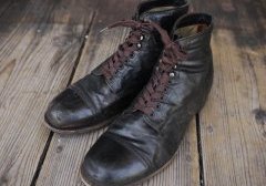 vintage-black-boots